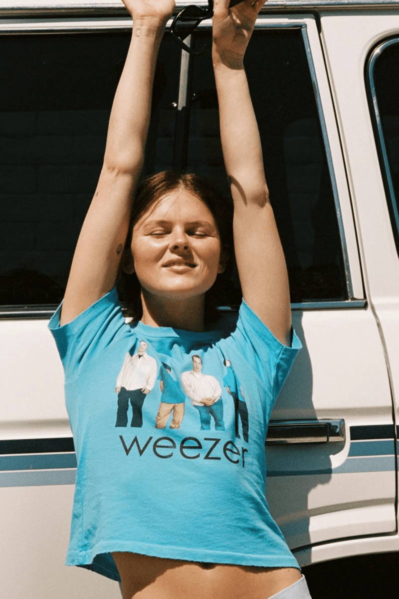 Weezer Album Vintage Tee - Daydreamer Graphics Daydreamer LA 