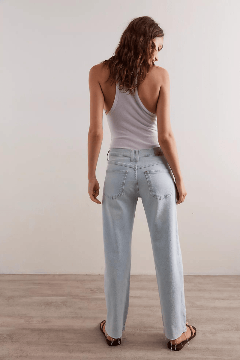 FREE PEOPLE | Risk Taker Straight Jeans in Daydream Blue Wild Bohemian 