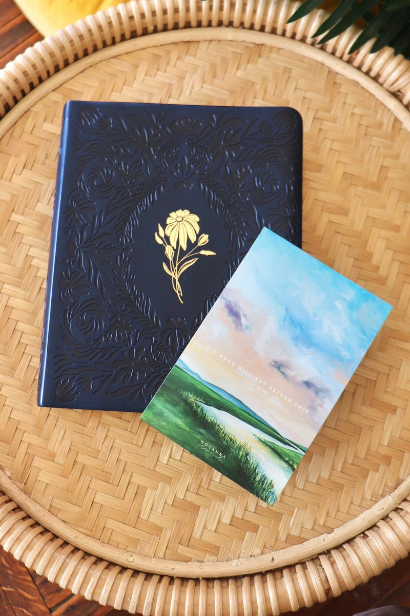 Note Taking Bibles - NLT Translation GIFT Hosana VERSAILLES - NAVY LEATHER 
