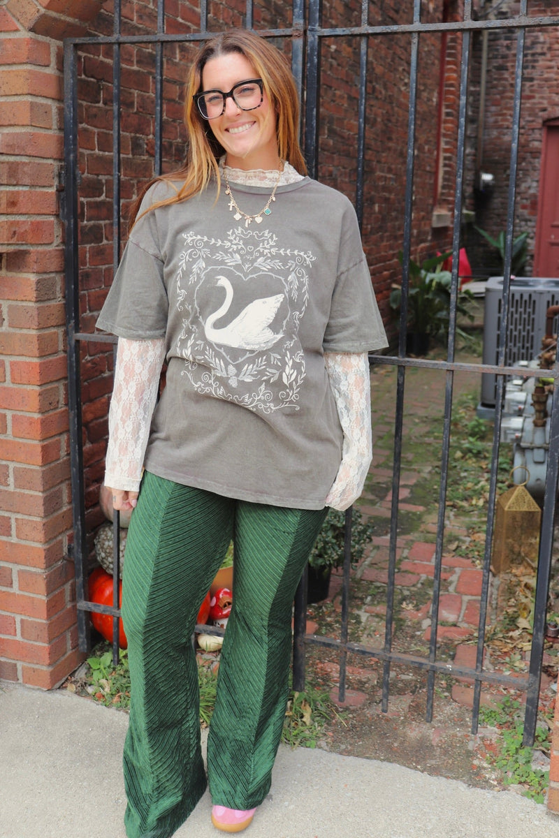 Swan Oversized Tee TOPS Promesa 