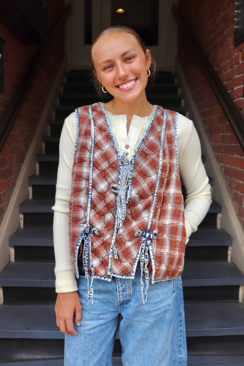 Hanna Thermal Top in Vanilla TOPS OLI & HALI 
